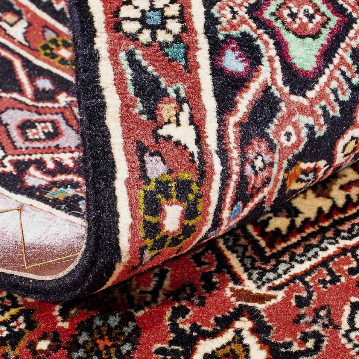 Persisk matta - Bijar - 160 x 108 cm - ljusröd