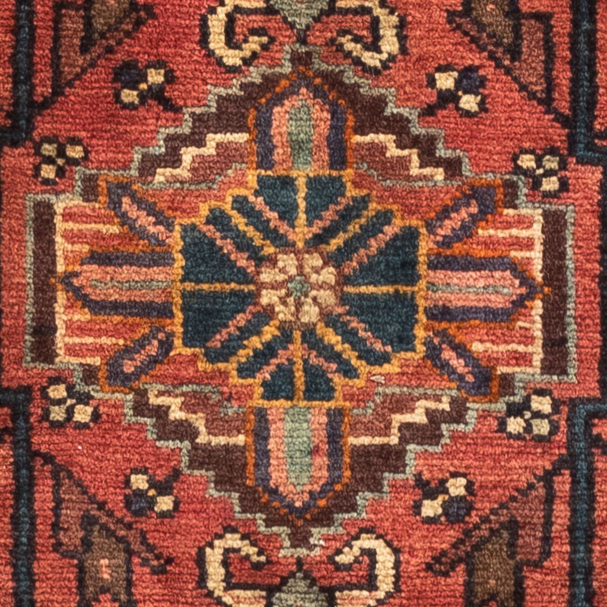 Persisk matta - Nomadic - 129 x 78 cm - ljusröd