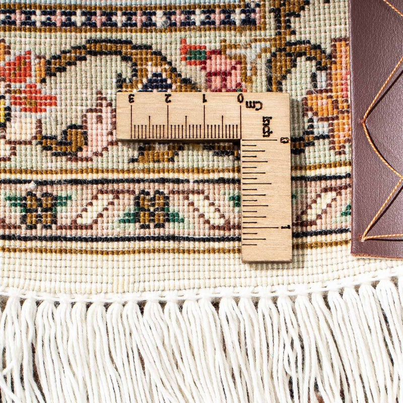 Persisk matta - Tabriz - Royal - 204 x 154 cm - beige