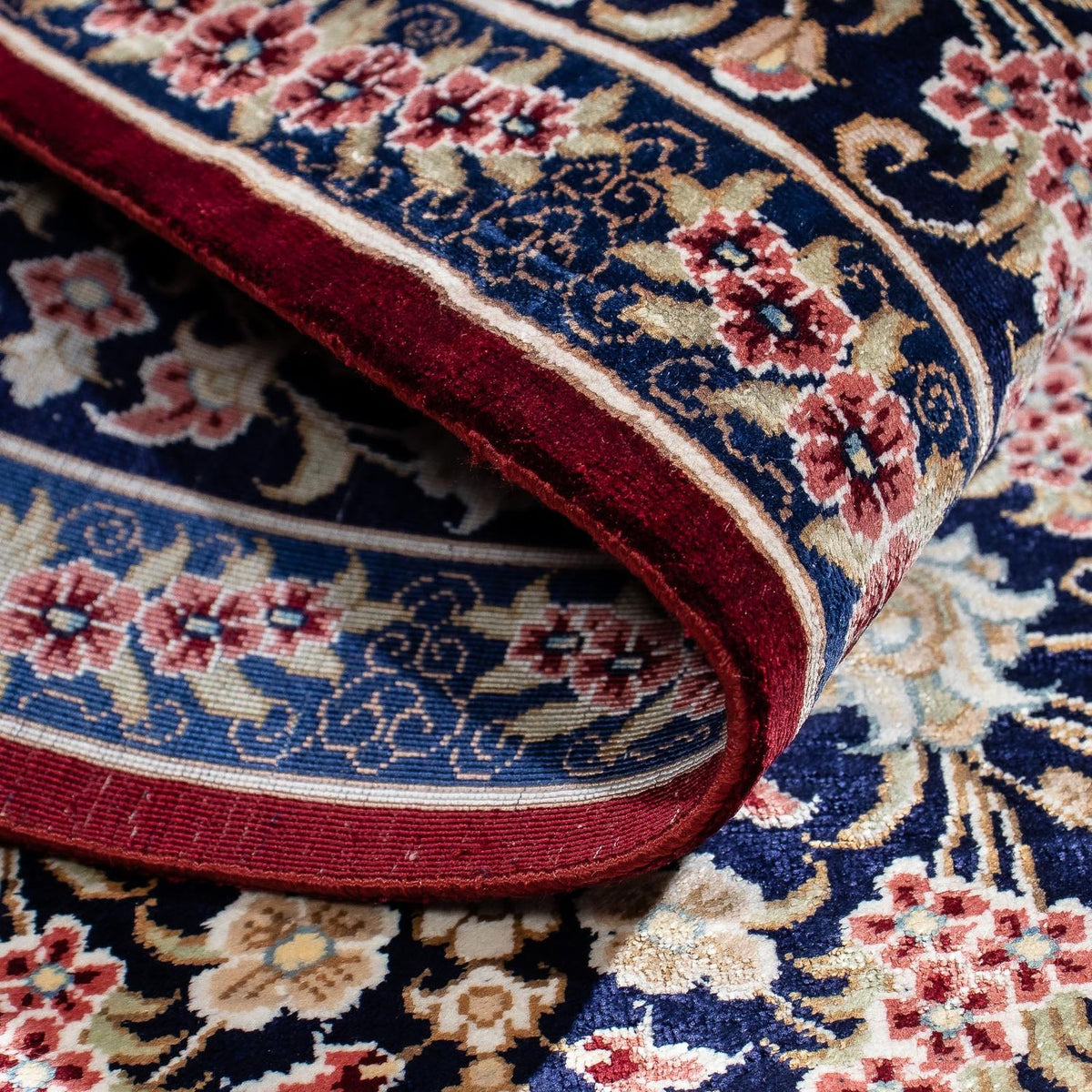 Persisk matta - Ghom - 82 x 57 cm - mörkröd