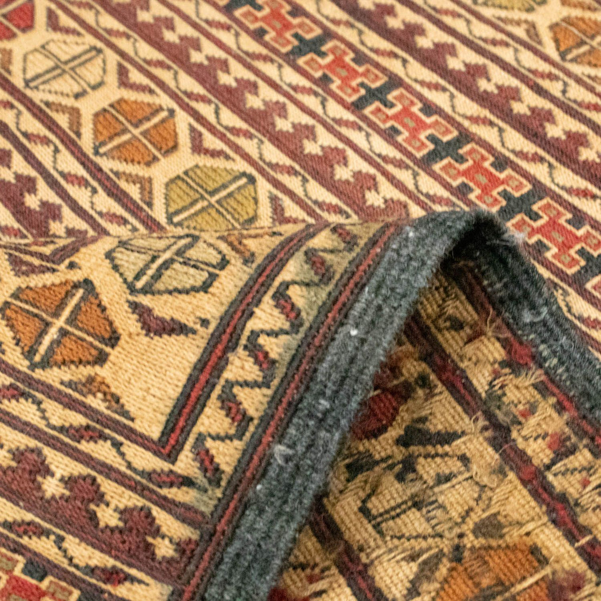 Ziegler Carpet - 133 x 93 cm - beige