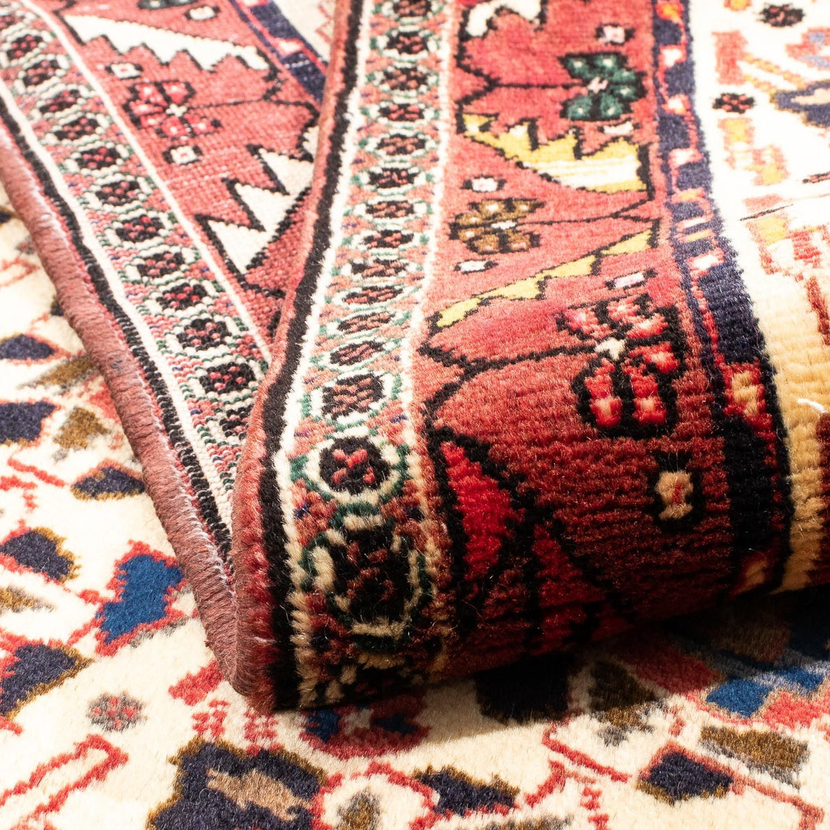 Ziegler Carpet - 194 x 128 cm - beige