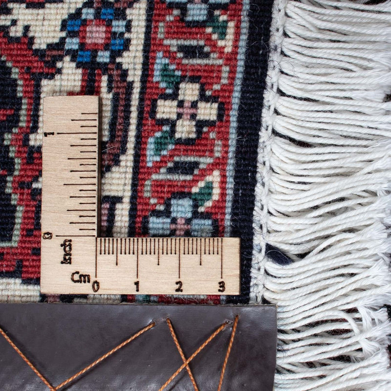 Persisk matta - Bijar - 194 x 114 cm - mörkröd