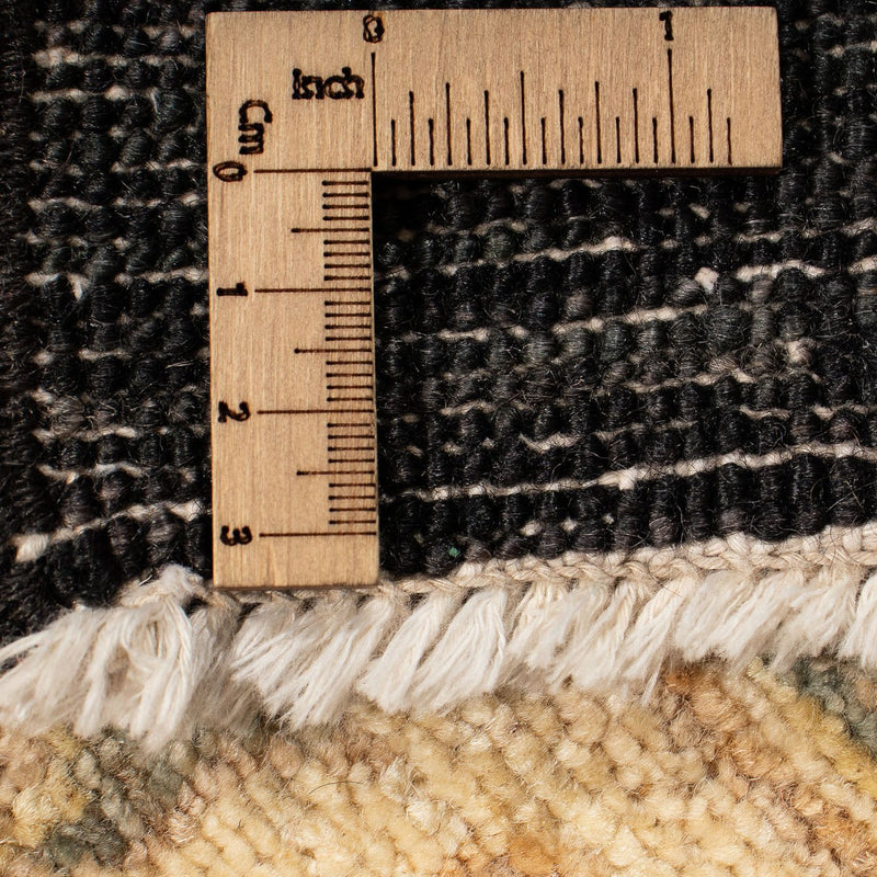 Ziegler Carpet - Bakhtiari - 377 x 239 cm - ljusbeige