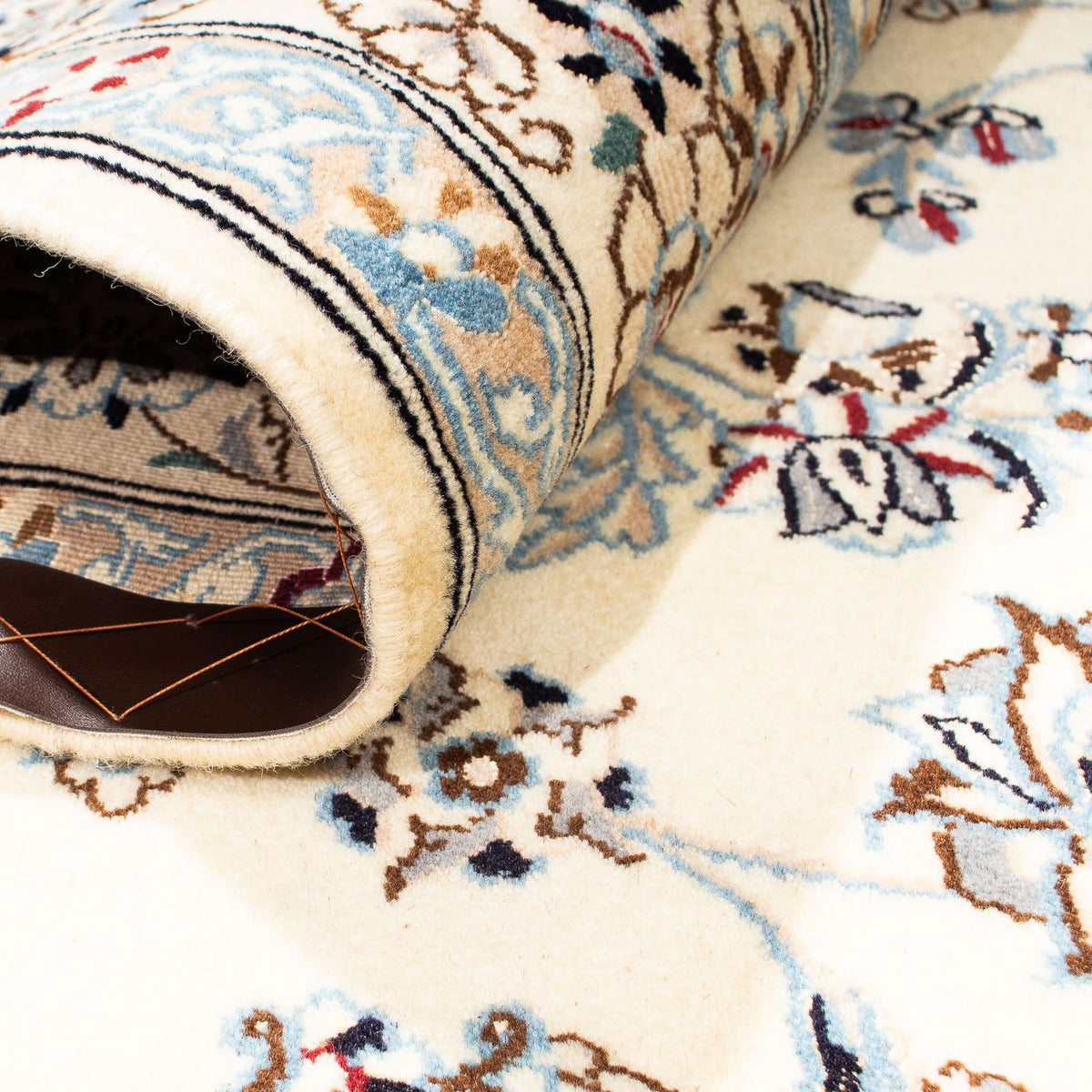 Persisk matta - Nain - Royal - 232 x 156 cm - beige