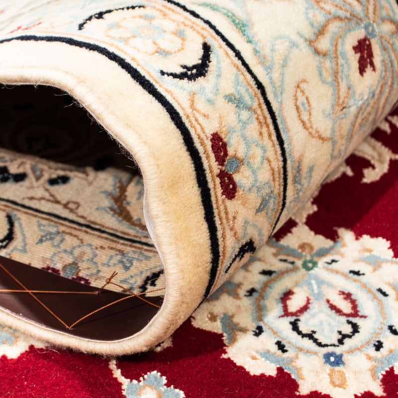 Persisk matta - Nain - Royal - 236 x 157 cm - mörkröd