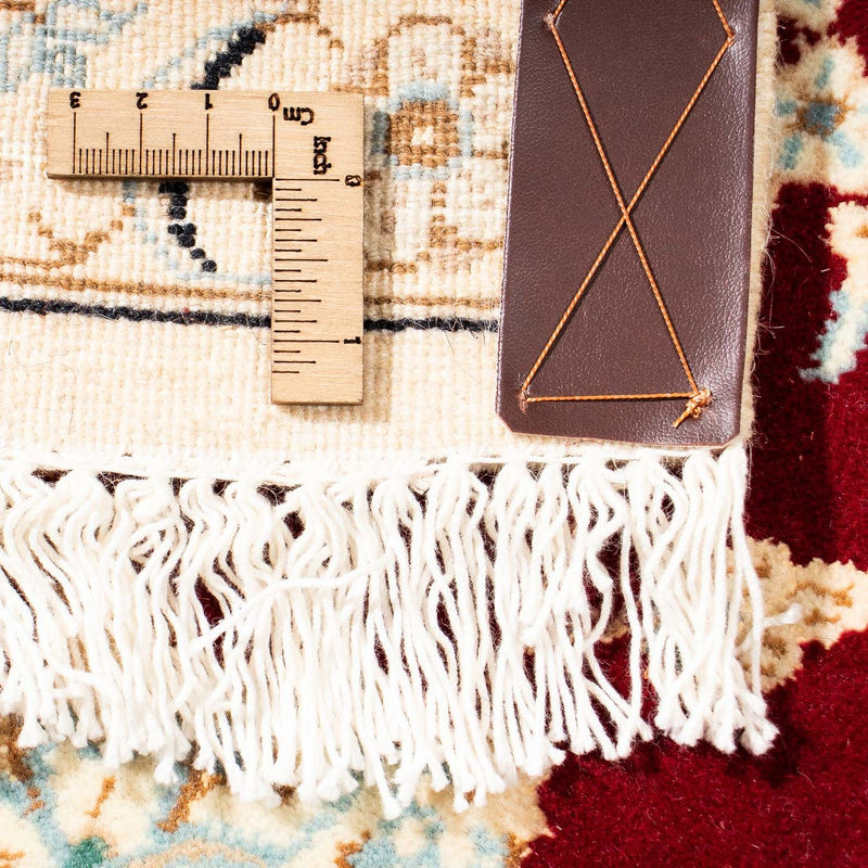 Persisk matta - Nain - Royal - 236 x 157 cm - mörkröd