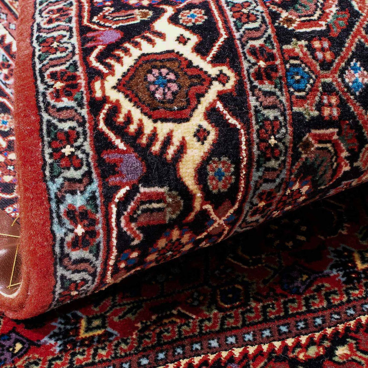 Persisk matta - Bijar - 176 x 112 cm - röd