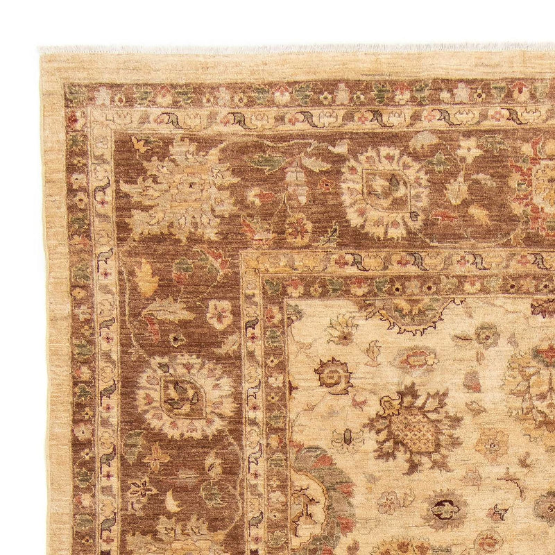 Ziegler Carpet - 281 x 240 cm - ljusbrun