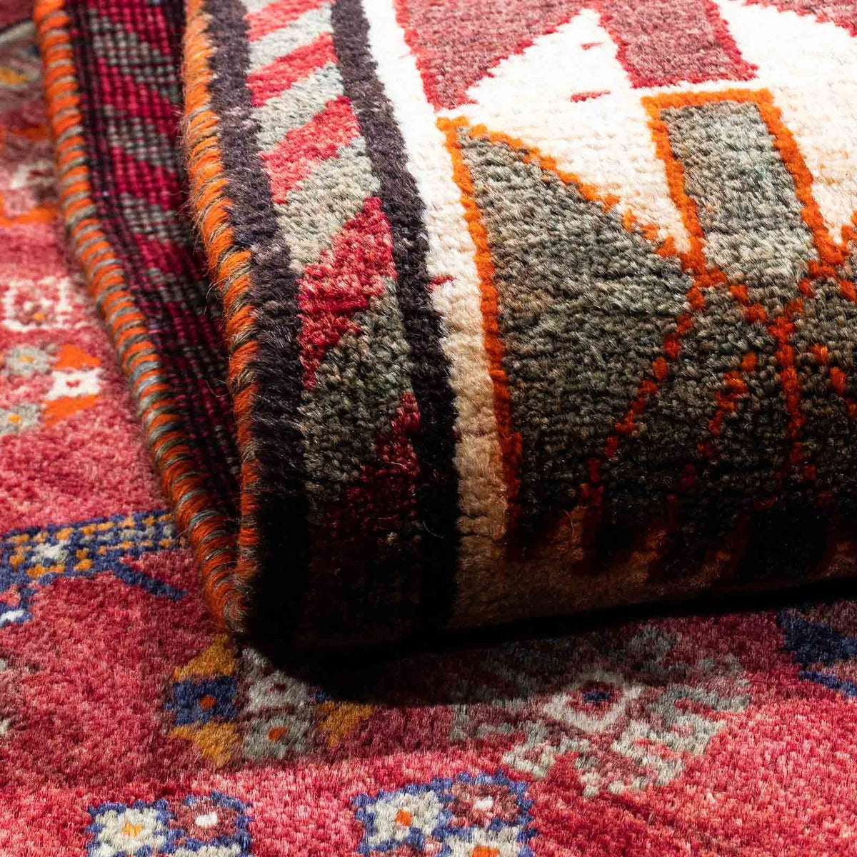 Persisk matta - Nomadic - 260 x 155 cm - mörkröd