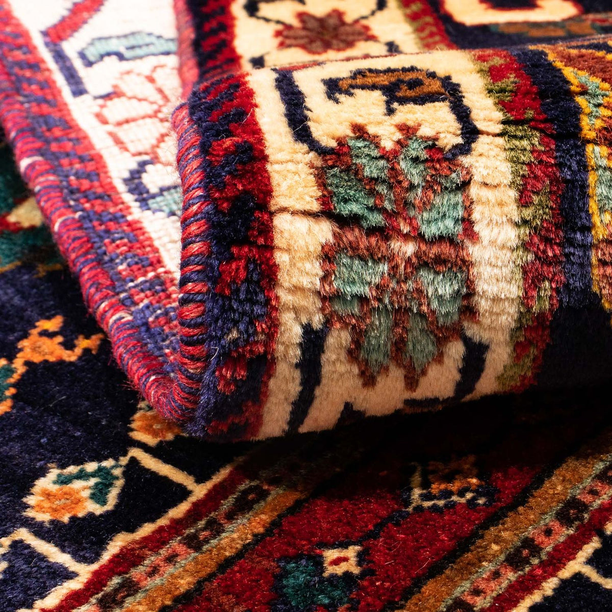 Persisk matta - Nomadic - 190 x 120 cm - mörkröd