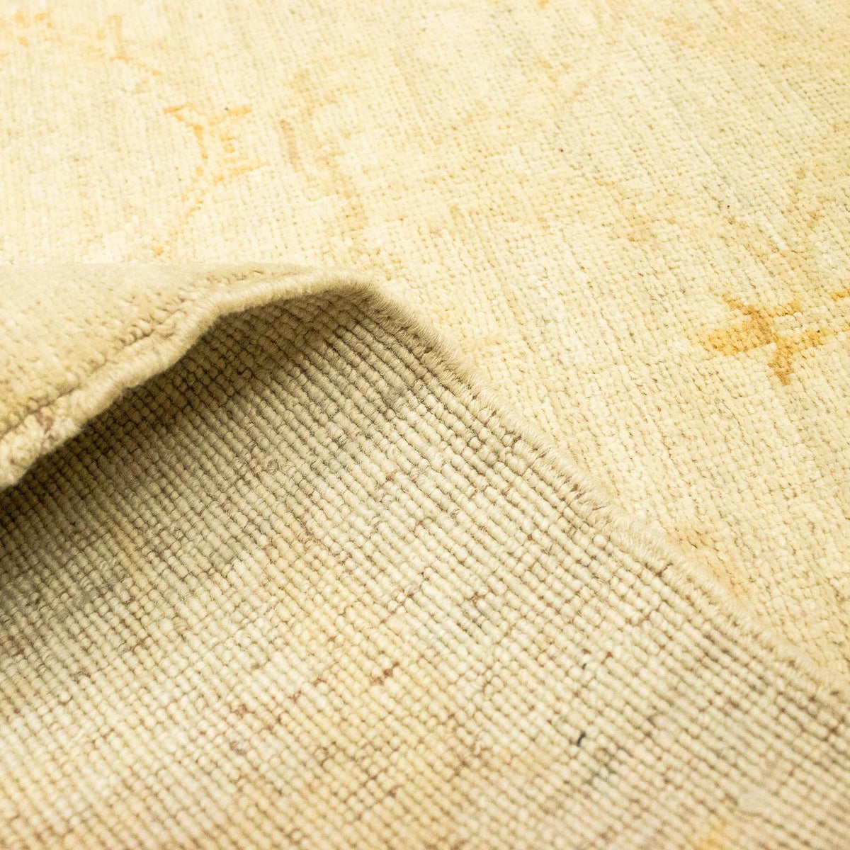 Ziegler Carpet - 233 x 195 cm - beige