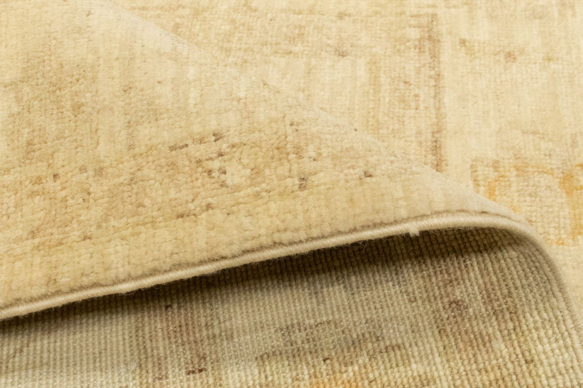 Ziegler Carpet - 120 x 86 cm - beige