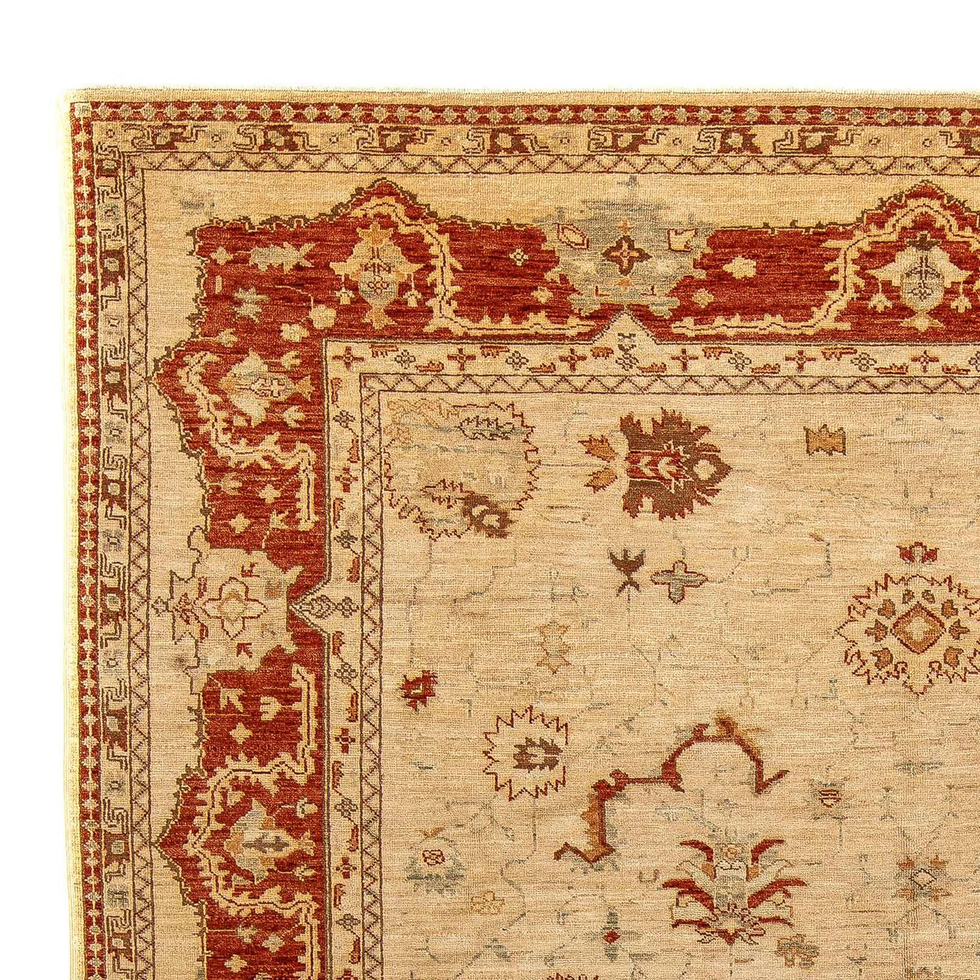 Ushak Mattan 316x235cm - Oriental Carpet