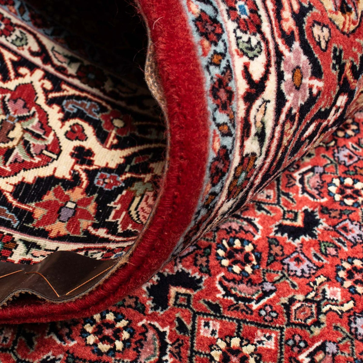 Persisk matta - Bijar kvadrat  - 200 x 197 cm - mörkröd