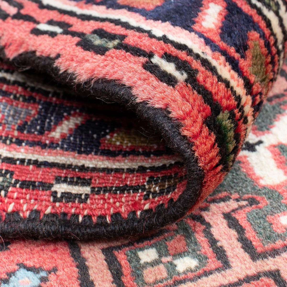 Persisk matta - Nomadic - 100 x 67 cm - mörkröd