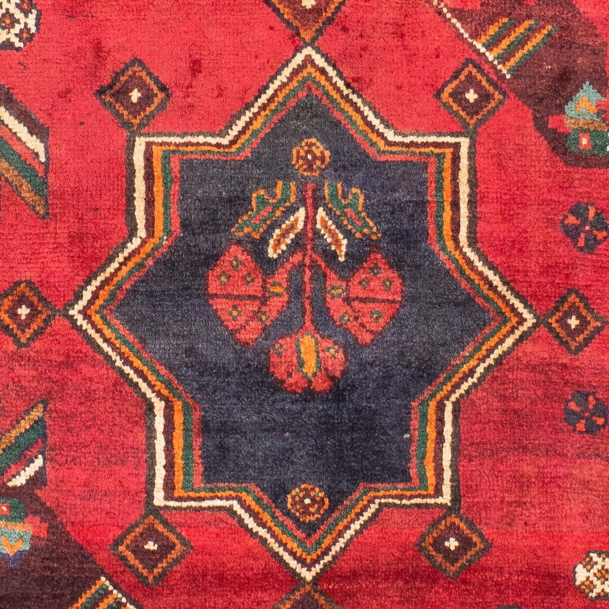 Persisk matta - Nomadic - 159 x 117 cm - mörkröd