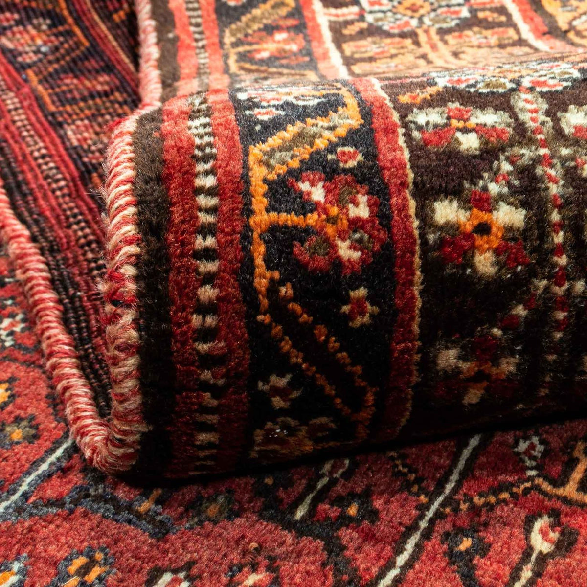 Persisk matta - Nomadic - 240 x 158 cm - mörkröd