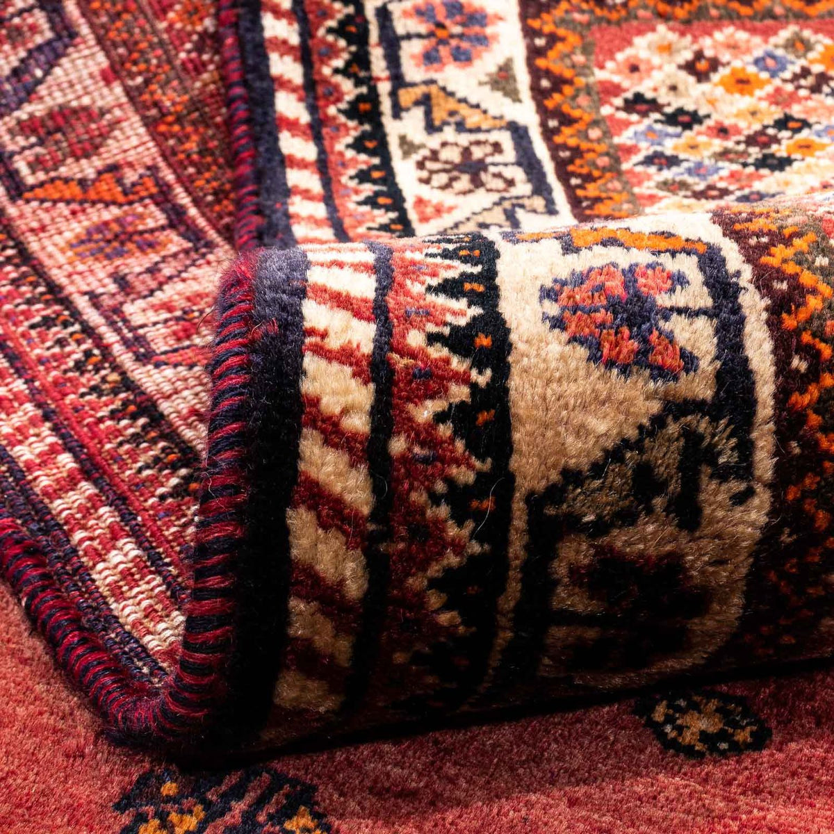 Persisk matta - Nomadic - 238 x 174 cm - mörkröd