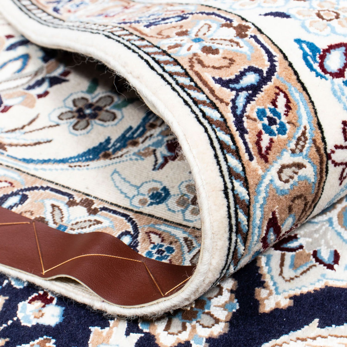 Persisk matta - Nain - Royal - 306 x 203 cm - svart