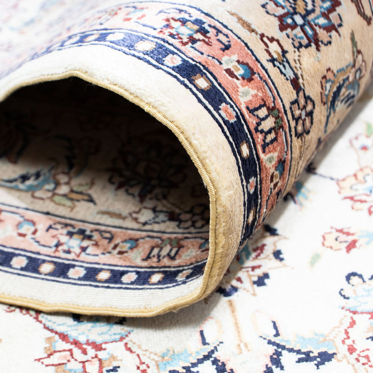 Oriental Carpet - Hereke - 152 x 91 cm - mörkröd