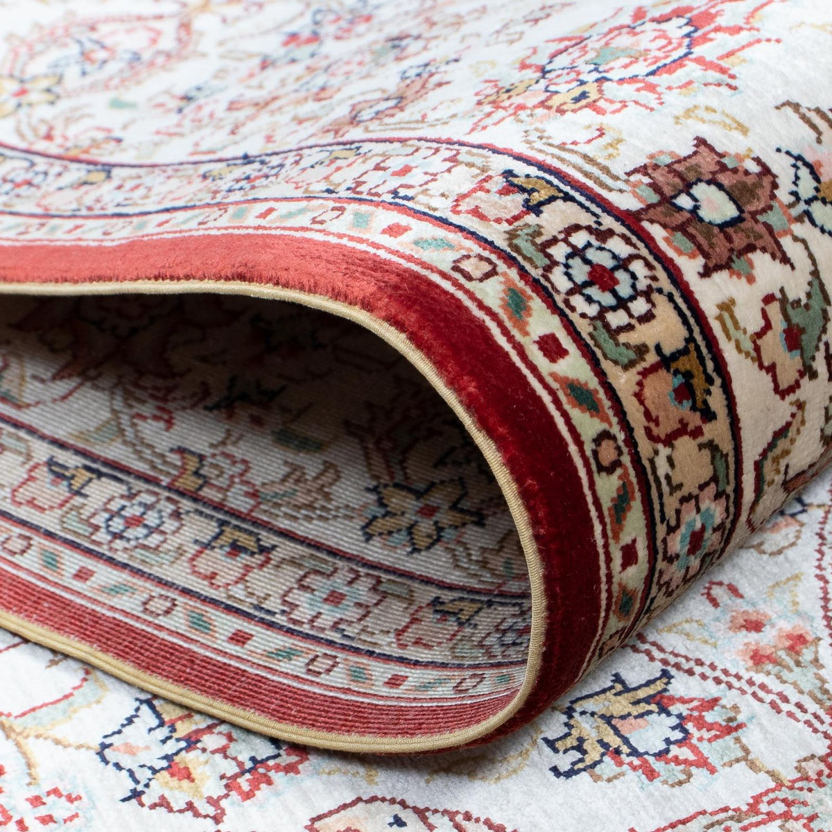 Runner Oriental Carpet - Hereke - 368 x 78 cm - mörkröd