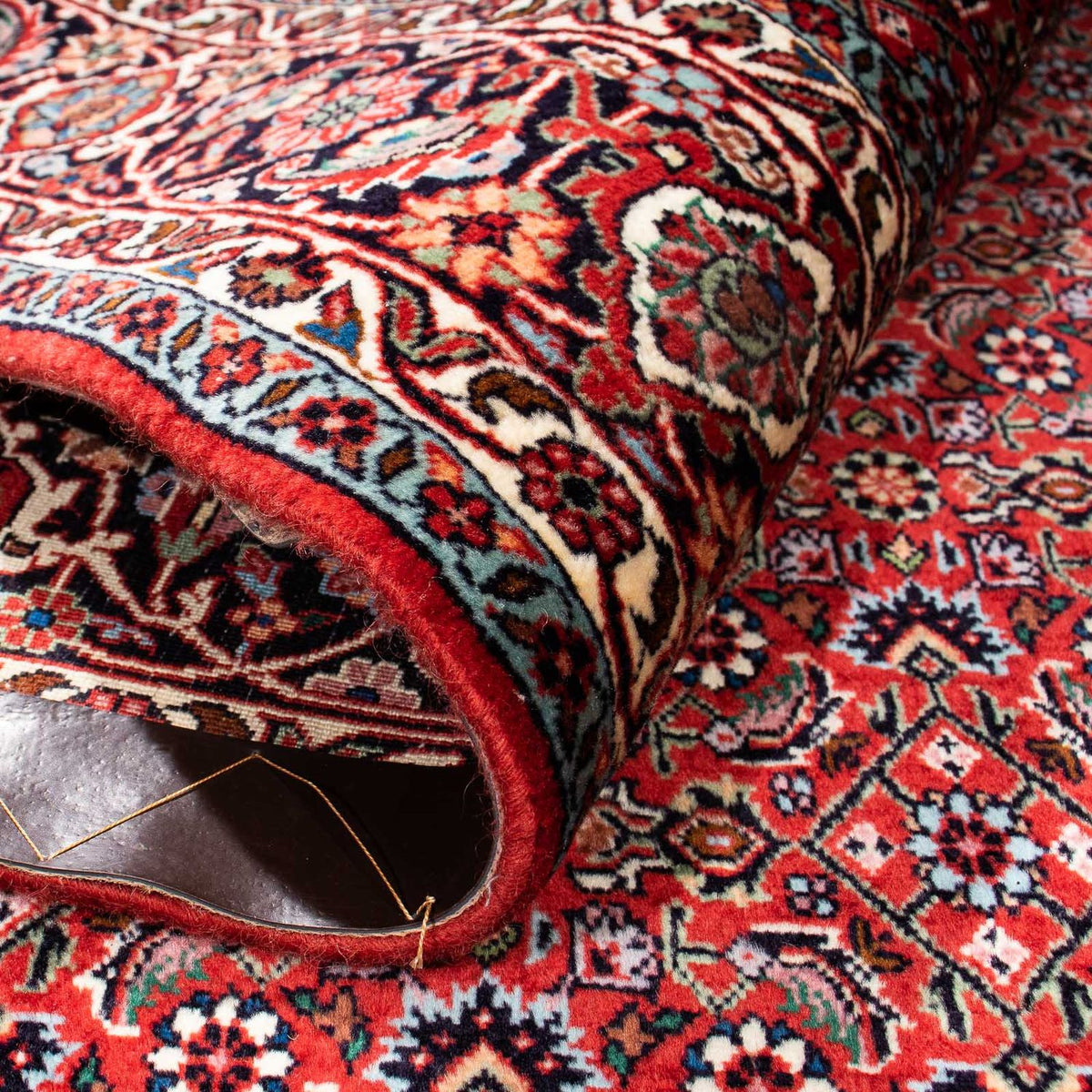 Persisk matta - Bijar - 231 x 170 cm - mörkröd