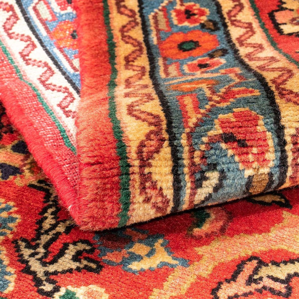 Persisk matta - Nomadic - 143 x 110 cm - mörkröd