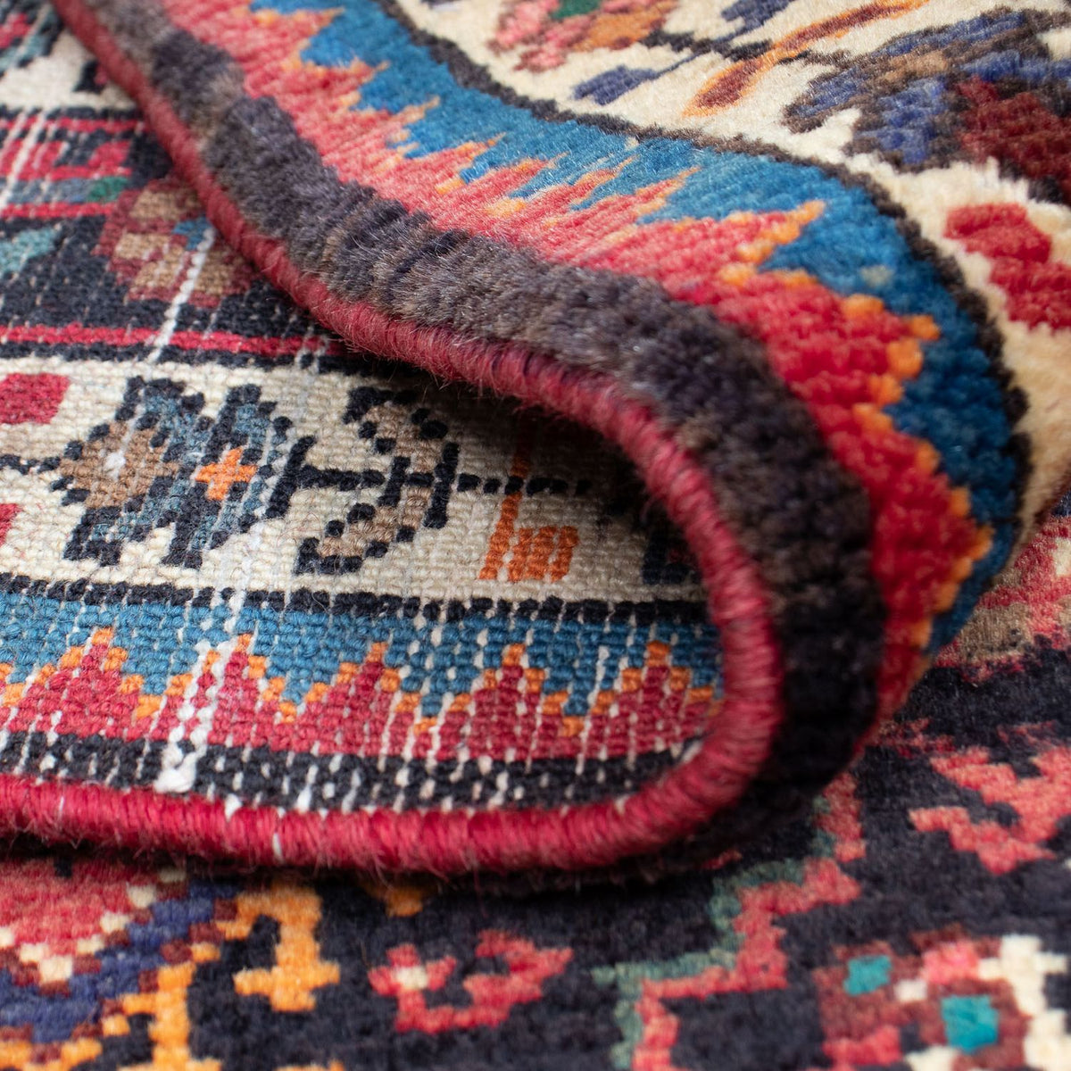 Persisk matta - Nomadic - 138 x 88 cm - mörkröd