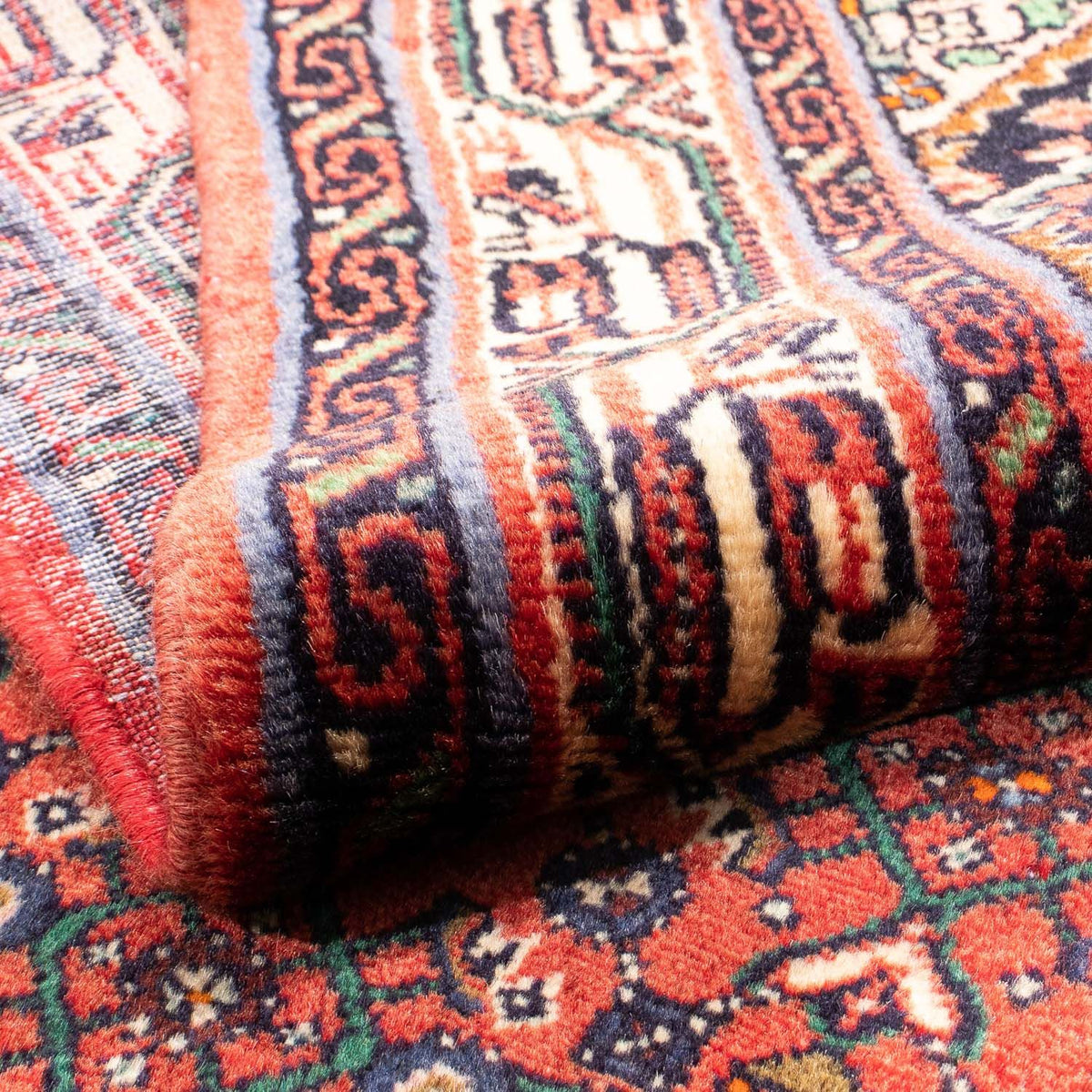 Persisk matta - Nomadic - 142 x 104 cm - mörkröd