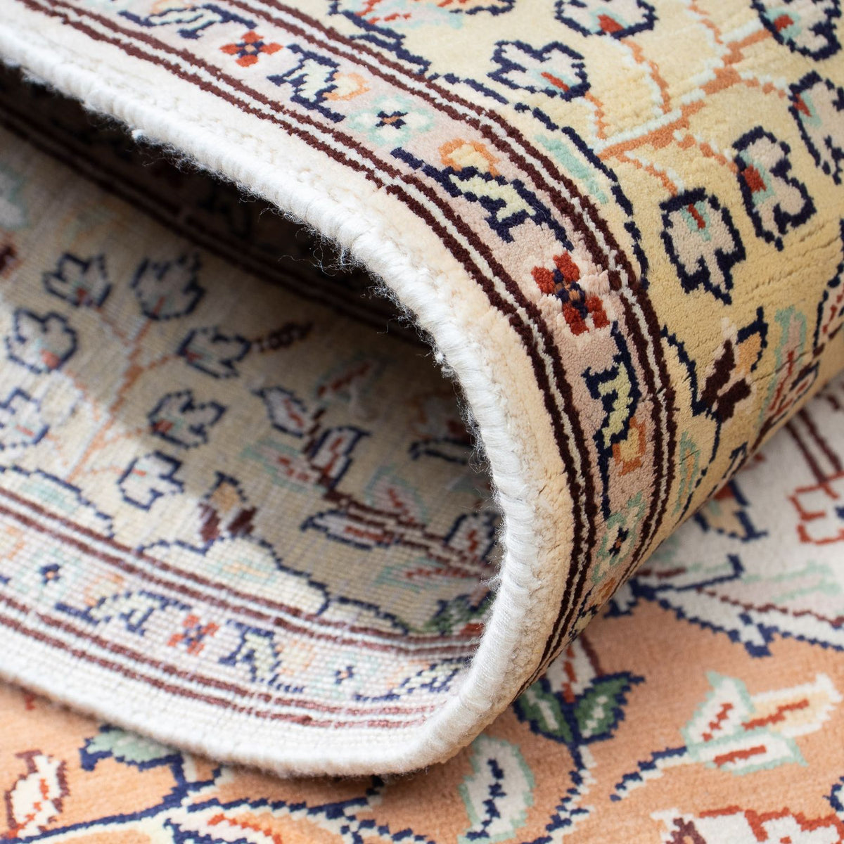 Sidenmatta - Kashmir Silk - 124 x 76 cm - beige