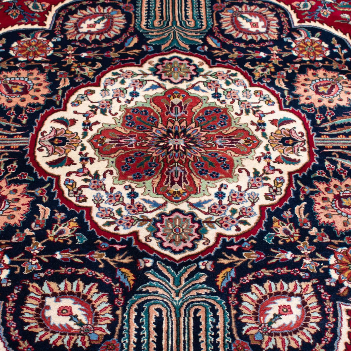 Persisk matta - Tabriz - 525 x 350 cm - röd