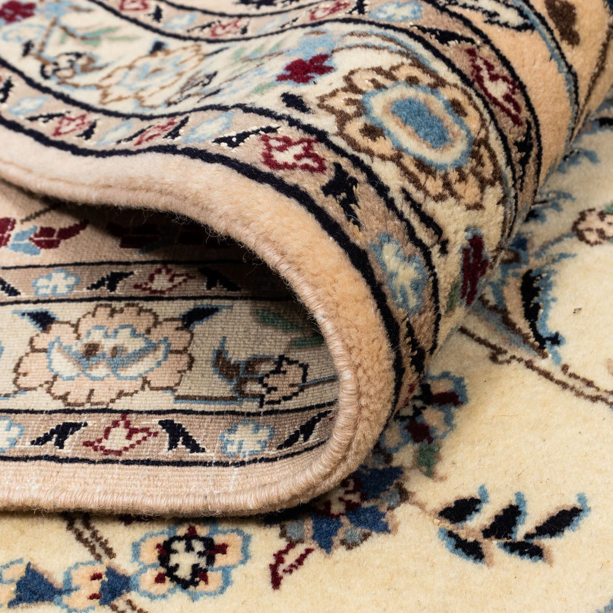 Persisk matta - Nain kvadrat  - 307 x 296 cm - beige