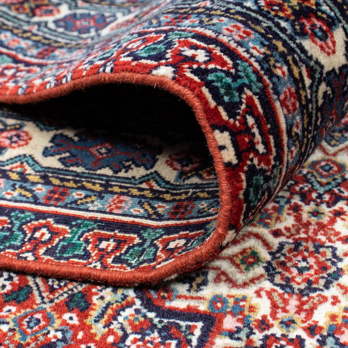 Persisk matta - Nain - 323 x 256 cm - mörkröd