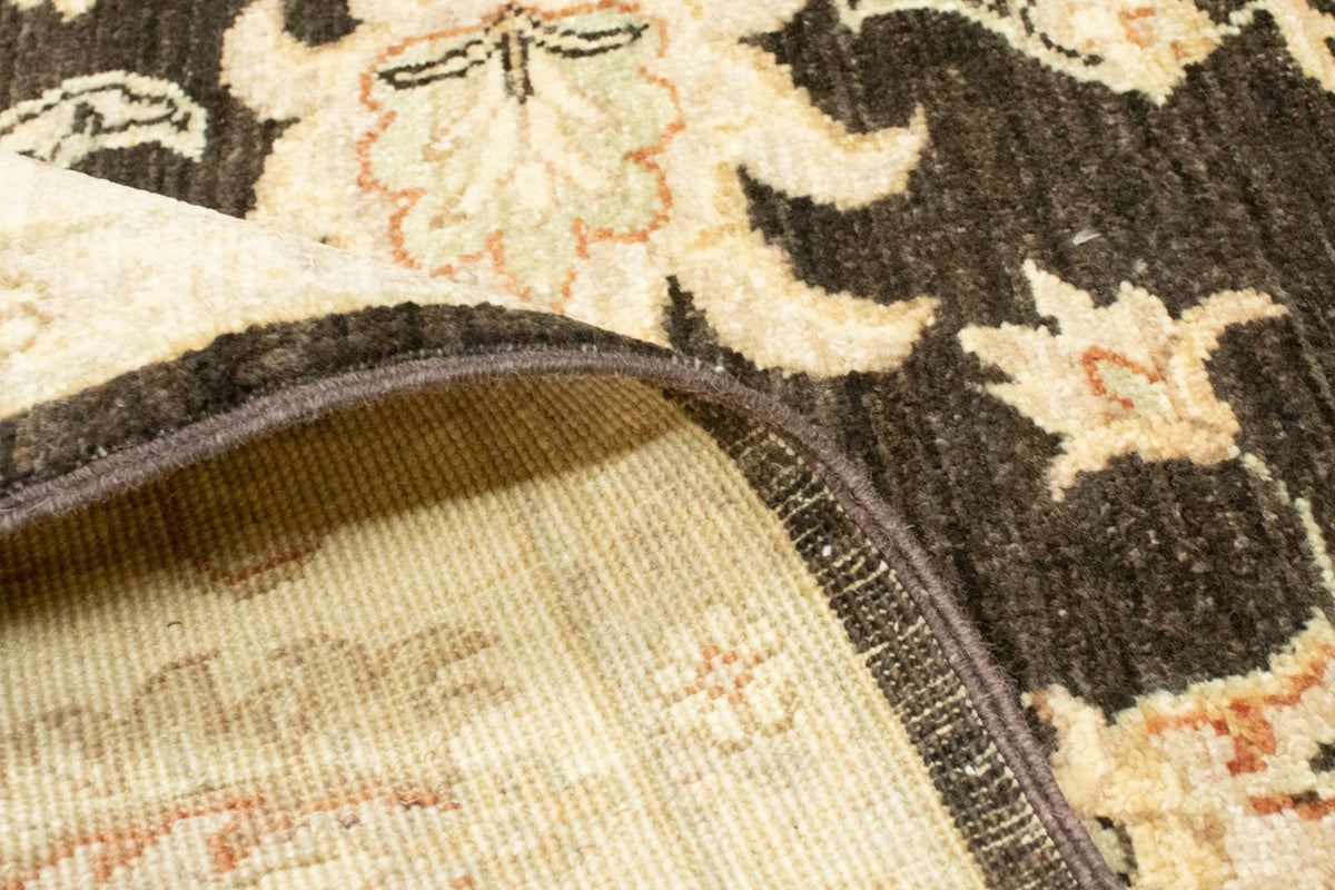 Ziegler Carpet - 194 x 149 cm - mörkgrå