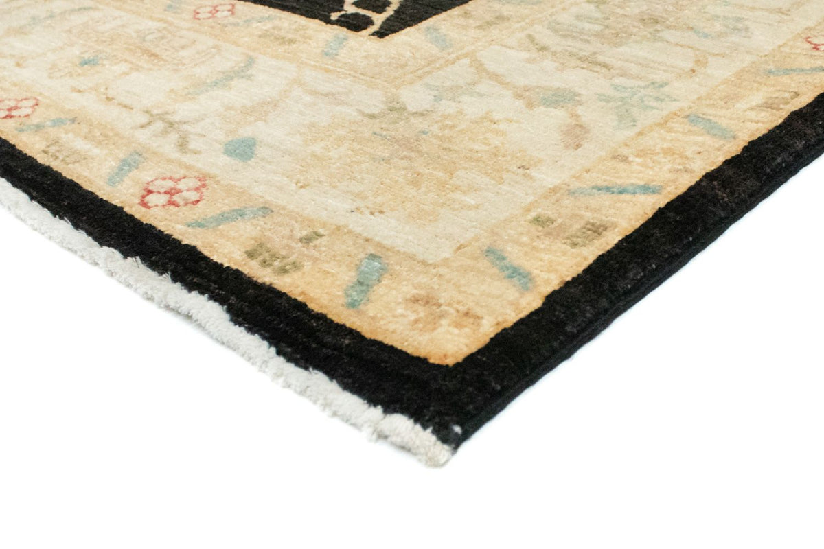 Ziegler Carpet - 195 x 153 cm - svart