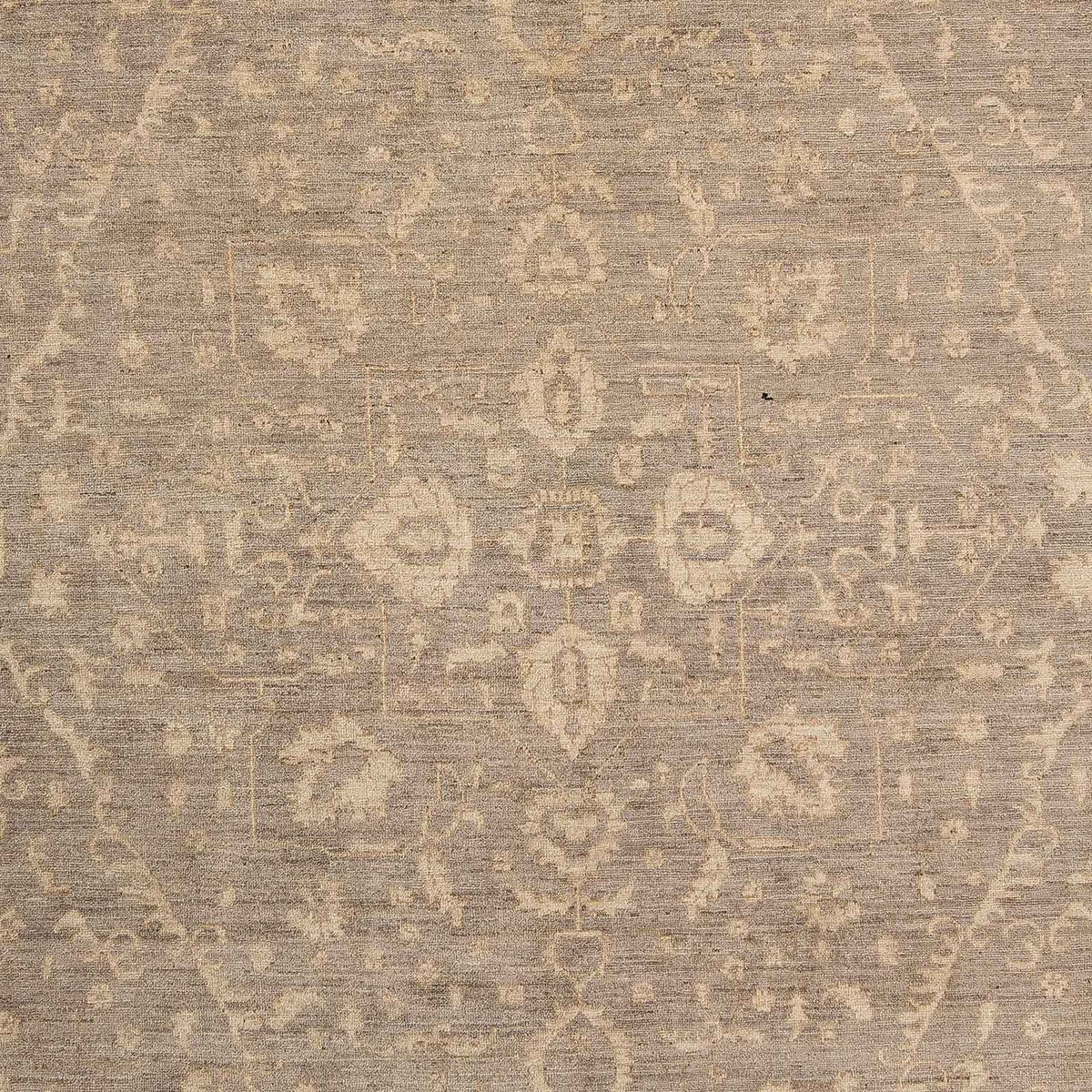 Ziegler Carpet - 303 x 261 cm - ljusbrun