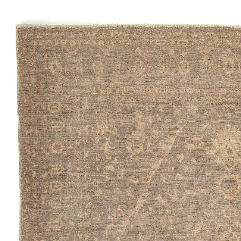 Ziegler Carpet - 303 x 261 cm - ljusbrun