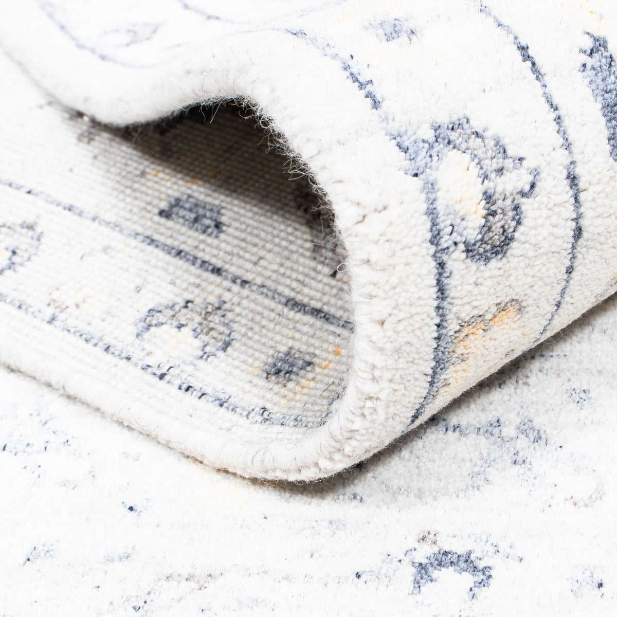 Designermatta - 233 x 173 cm - grått