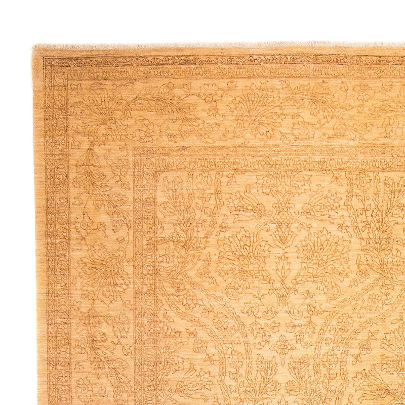 Ziegler Carpet - 155 x 122 cm - ljusbrun