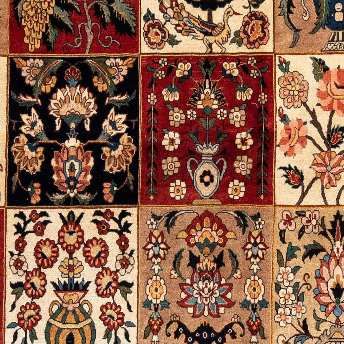 Persisk matta - Ghom - 313 x 209 cm - mörkröd