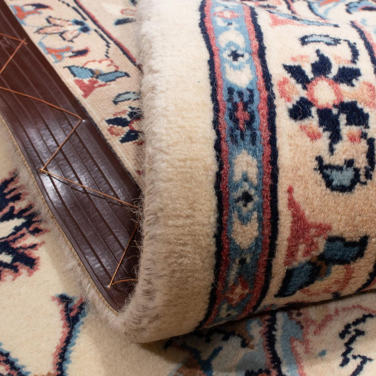 Persisk matta - Classic - 274 x 197 cm - beige