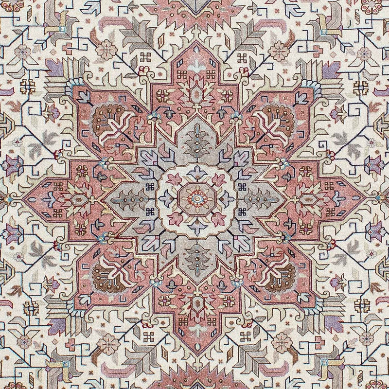 Persisk matta - Tabriz - Royal - 204 x 152 cm - beige