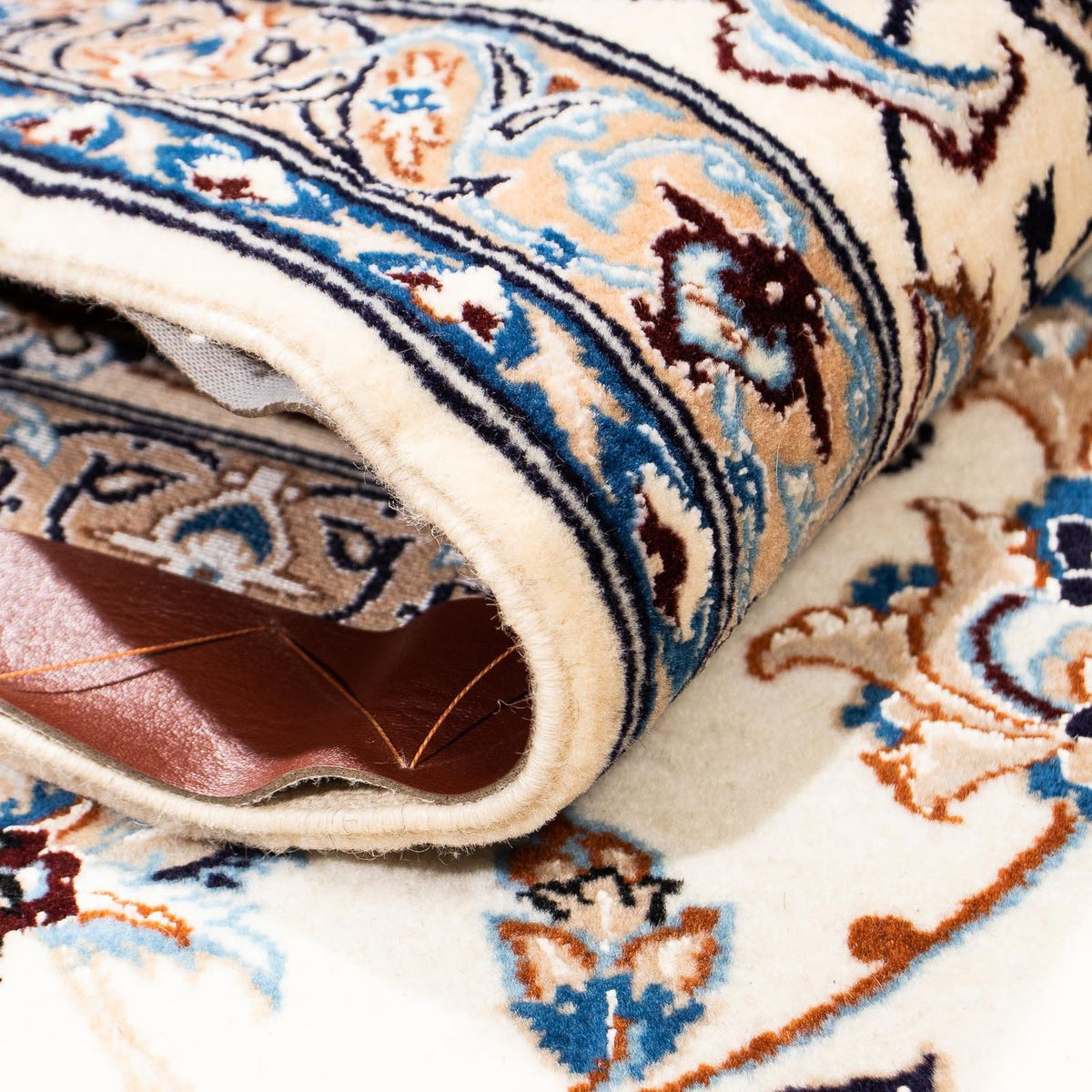 Persisk matta - Nain - Royal - 263 x 176 cm - beige