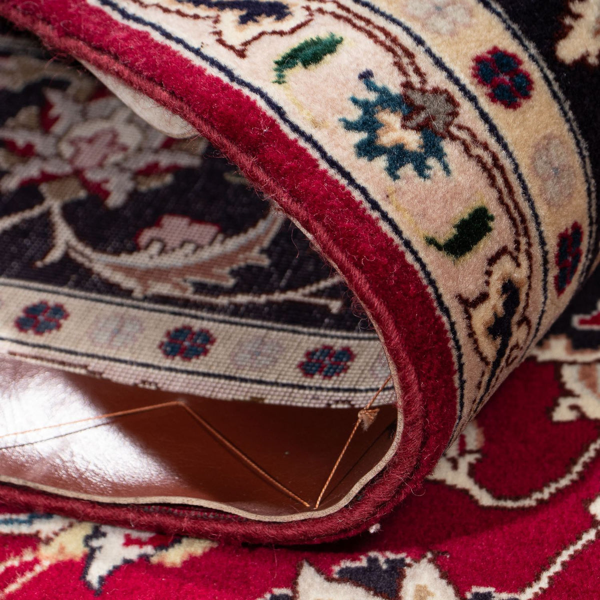 Persisk matta - Tabriz - Royal - 197 x 153 cm - mörkröd