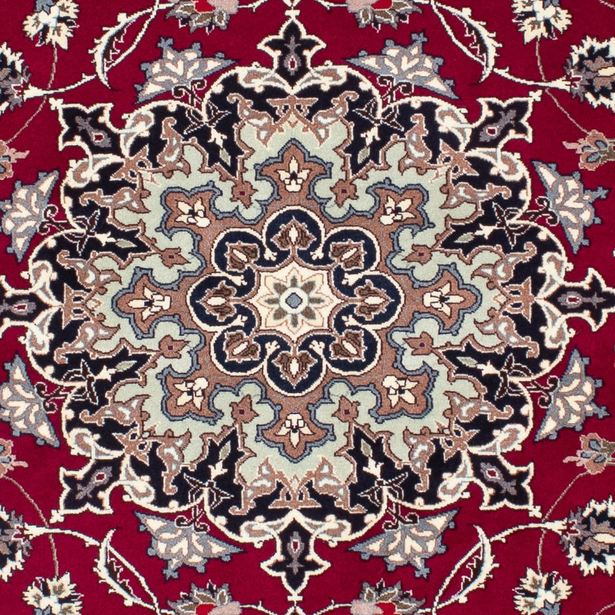 Persisk matta - Tabriz - Royal - 184 x 154 cm - mörkröd