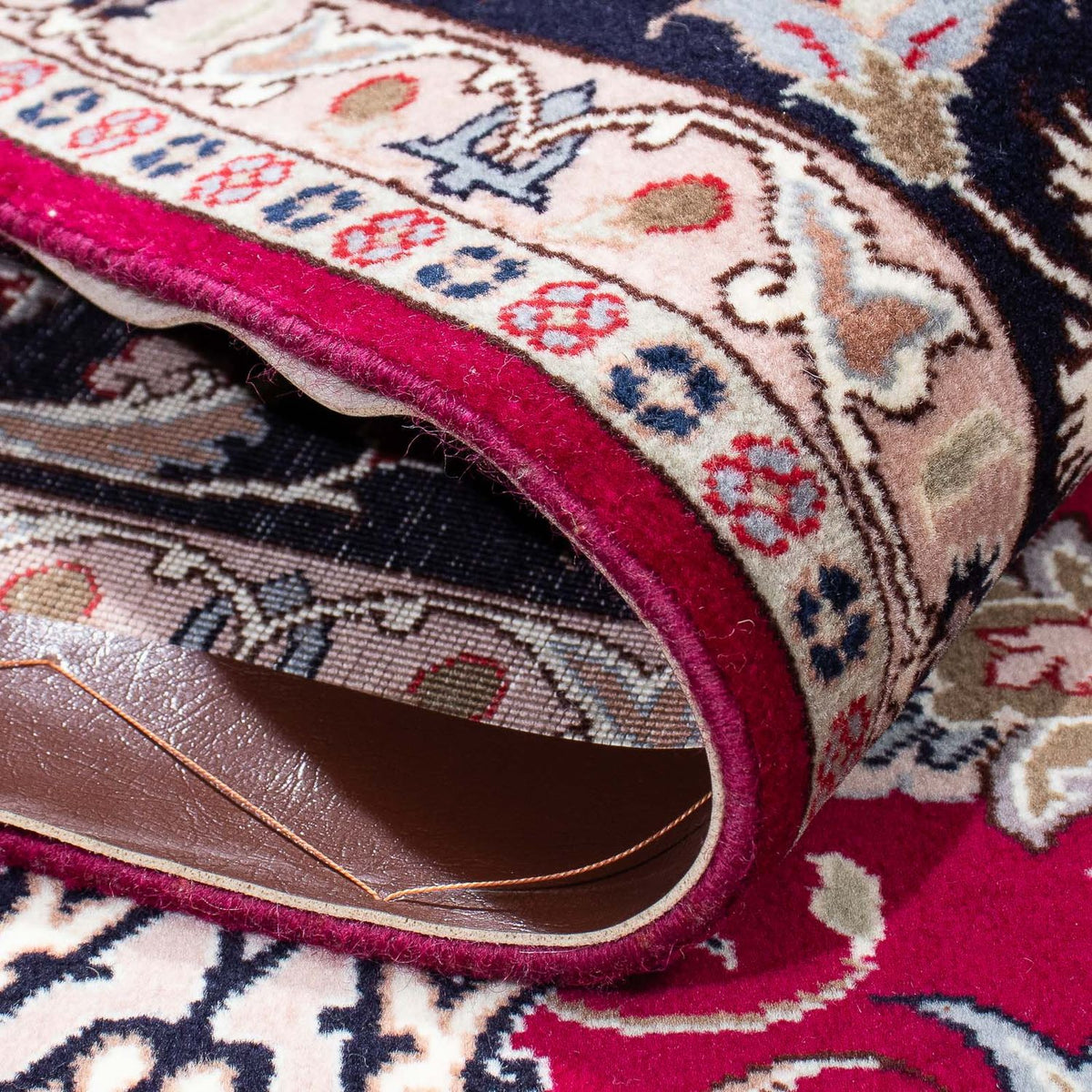 Persisk matta - Tabriz - Royal - 184 x 154 cm - mörkröd