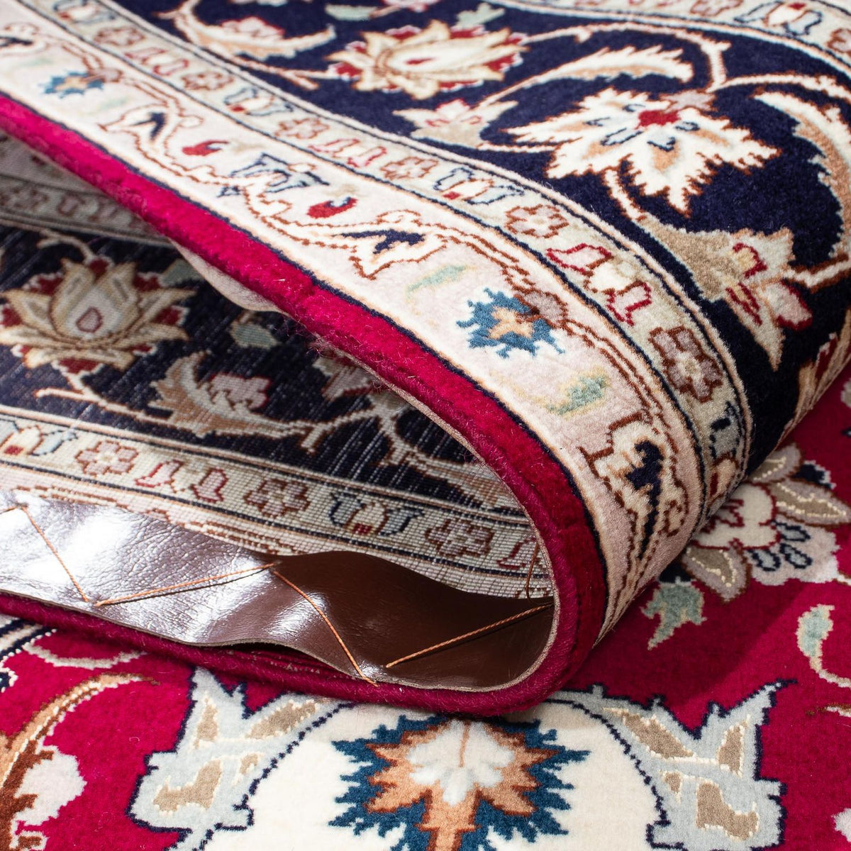 Persisk matta - Tabriz - Royal - 200 x 150 cm - mörkröd